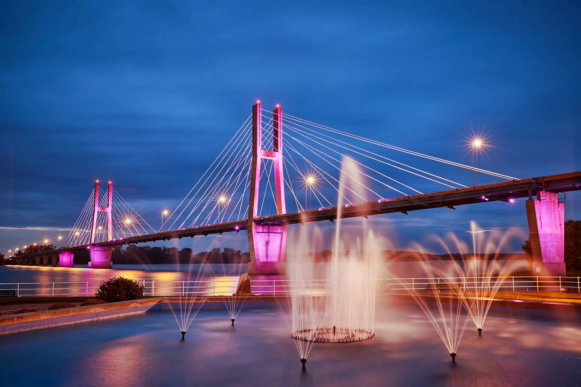 Bayview Bridge over the Mississippi in Quincy